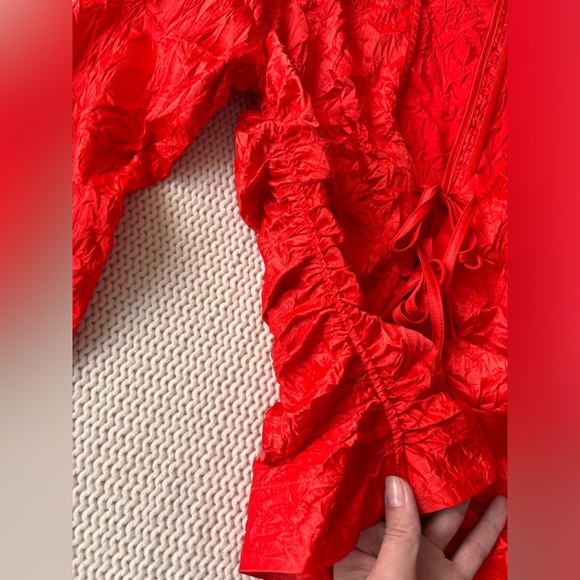 NWOT Ganni Crinkled Satin Te-Front Blouse, size 36(4), color Grenadine - Picture 8 of 8